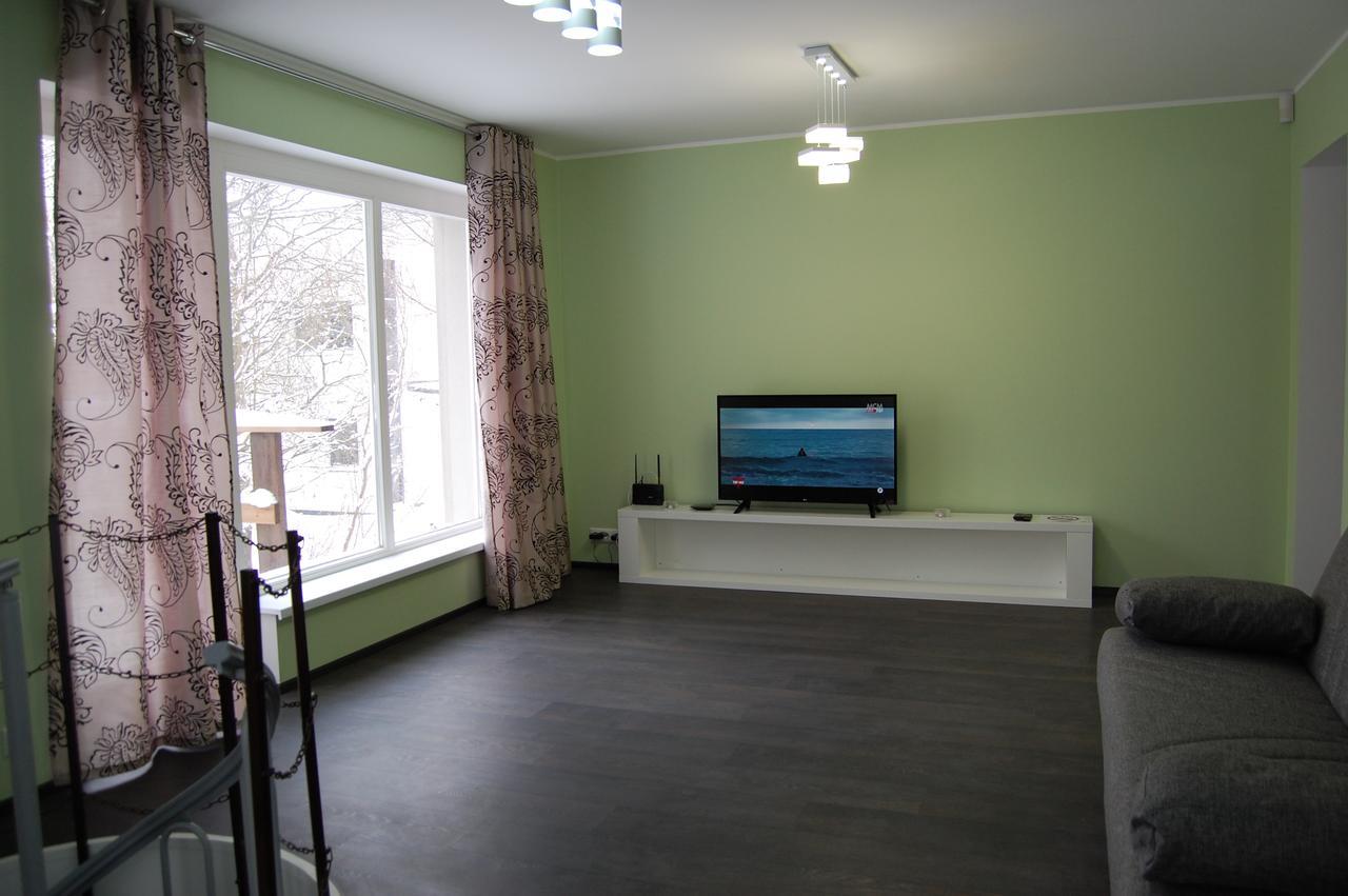 Kaunis Guesthouse タリン エクステリア 写真