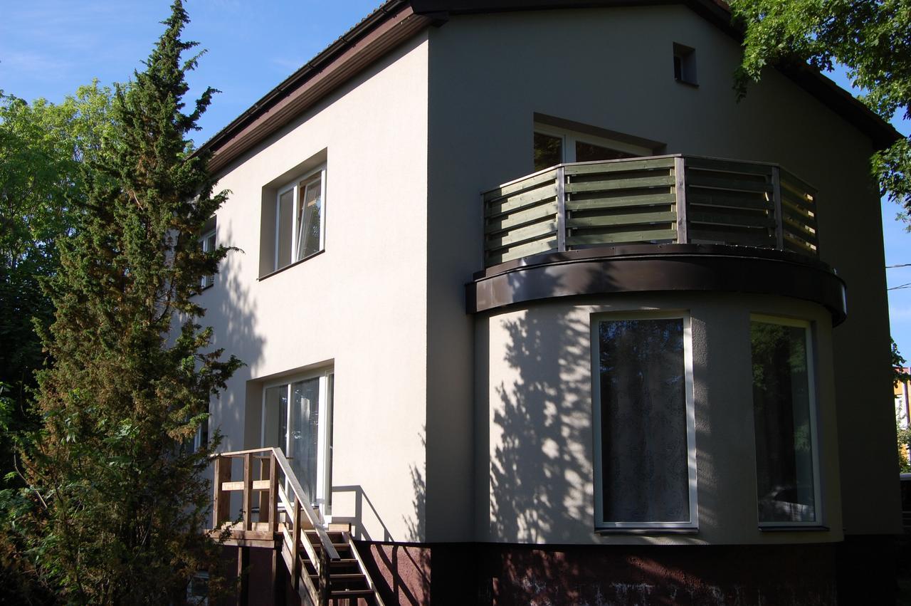 Kaunis Guesthouse タリン エクステリア 写真